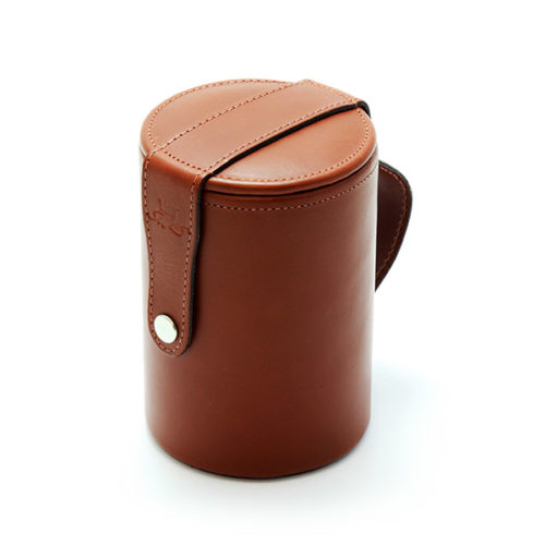 Stirrup Cups in Chesnut Leather Case 6 Medium Cups